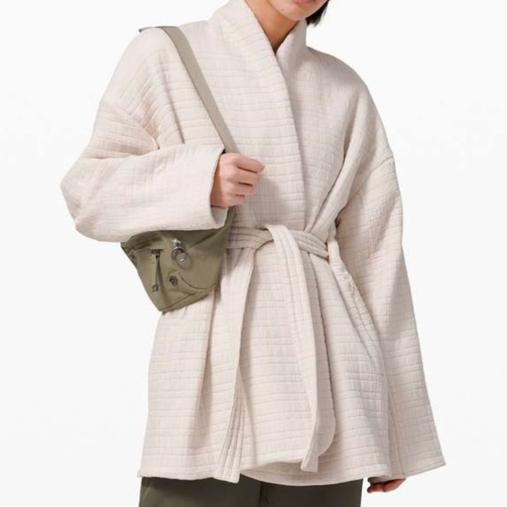 Lululemon Serene Travels Wrap